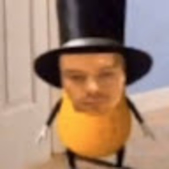 Meet your Posher, Sigrid - Picture 1 of 1